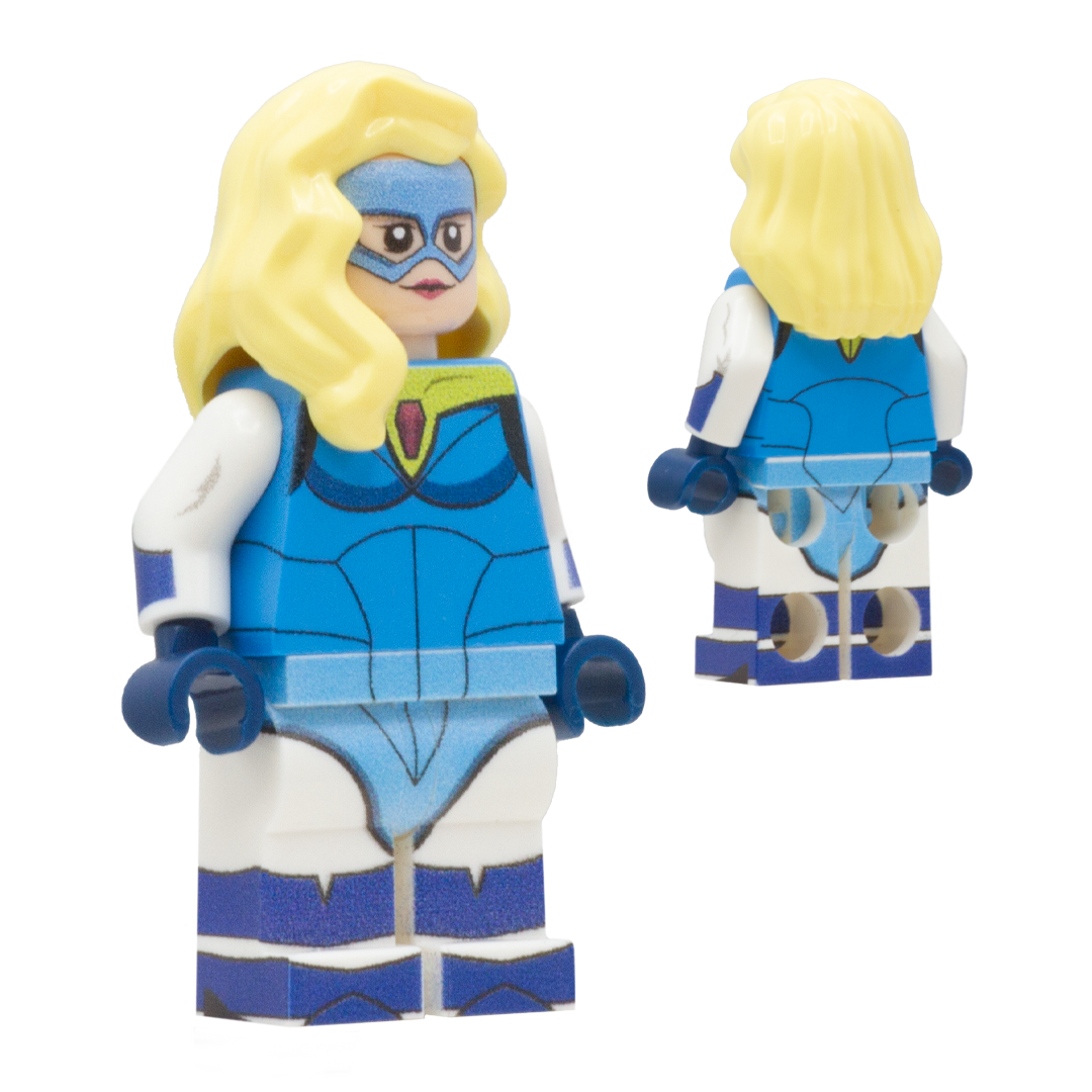 A female superhero minifigure with long blonde hair, a blue mask, a blue and white bodysuit with yellow accents and blue gloves and boots. This minifigure depicts Blonde Blazer from the video game, Dispatch.