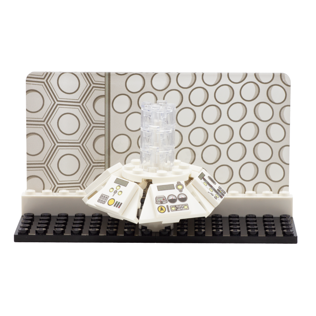 TARDIS Minibuild and Display - Custom LEGO Minibuild and Acrylic Minifigure Display