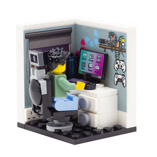 Office Desk Custom Minibuild Display – - Main Image