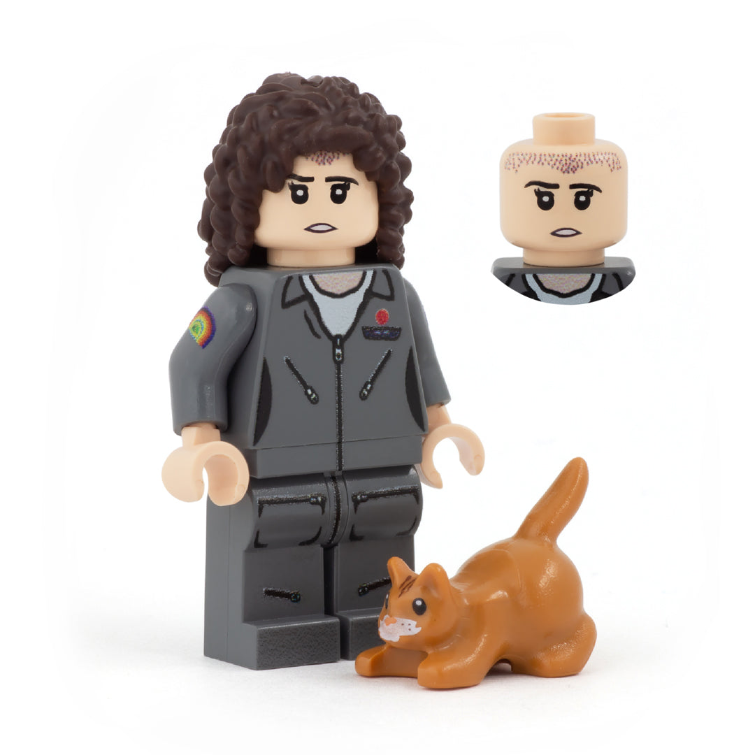 Ripley and Jonesy the Cat (Alien) - Custom LEGO minifigure